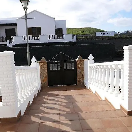 Tajaste Private Pool! 빌라 티나조