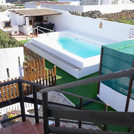 빌라 Tajaste Private Pool! 티나조